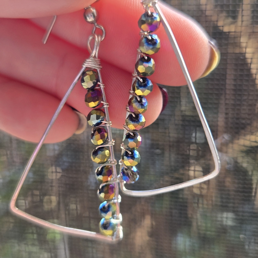 Chic Silver Earrings with Iridescent Beads